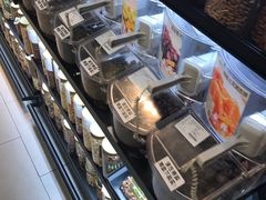 自助取餐区-欧式面包坊(青岛万象城店)