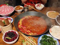 -萍姐火锅·公路夜市(武汉首店)