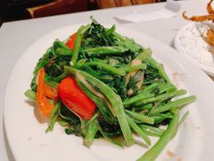 -肥仔文澳门猪骨煲(南京西路店)