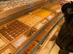 面包甜点陈列柜-泸溪河桃酥(西直门凯德店)