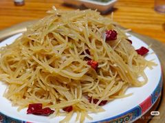-一群羊手扒肉·火锅·早茶(远东公寓店)