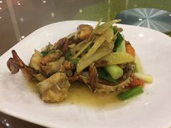 -顺峰渔港中国人的餐厅