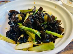 养生小木耳-老佛爷蛙锅•鲜蛙煲(麦凯乐店)