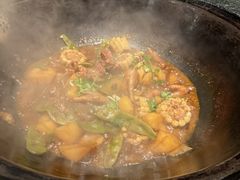 -老渔翁炖鱼坊(黄海西路东山店)