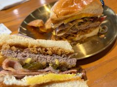 经典炸鸡三明治-魏斯理汉堡(西安沣东吾悦店)