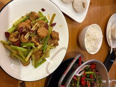 -莲餐厅·湖北菜·潜江小龙虾店(愚园路店)