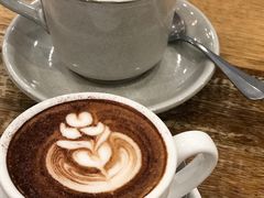 -FLOVIE FLORIST CAFE