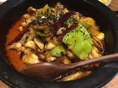 -云海肴·汽锅鸡·云南菜(天山百盛优客店)