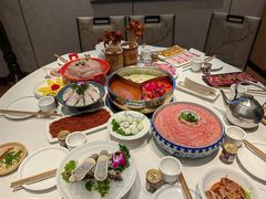 -周师兄大刀腰片火锅(磁器口直营店)