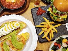 -ZAZA.CAFE.BAR