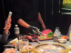 -铭牛烧肉·和牛海鲜自助(高新月牙湖店)