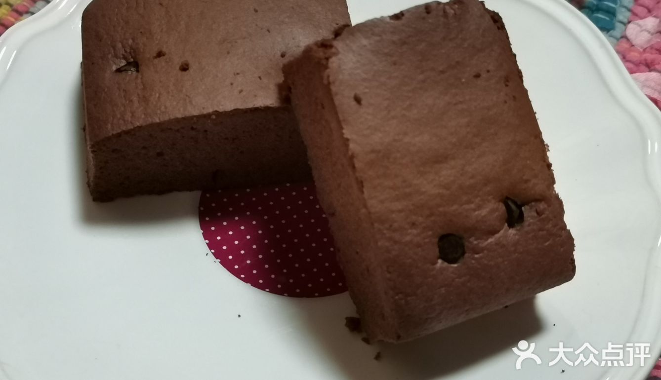 布朗泥和布朗尼