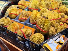-胖东来生活广场(健康路店)