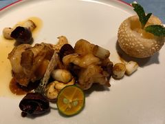 宫爆虾球配成都麻圆-南堂館川菜文化餐厅(天府店)