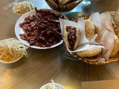 -闫家驴肉老店(华电一校店)