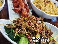 -黑白电视长沙小吃(美林M·LIVE天地东座店)