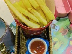 -水桶王国主题餐厅·聚会·生日派对·亲子活动·家庭套餐(亚龙湾希尔顿店)