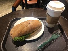 -星巴克臻选(南京金茂览秀城店)