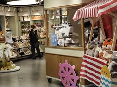 -LuOne凯德晶萃广场(徐家汇路店)