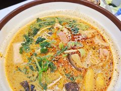 -张亮麻辣烫(张家口富达购物广场店)