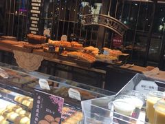 面包甜点陈列柜-红跑车HPCBAKERY(汉商店)