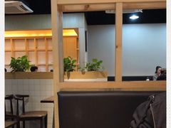 大堂-胡须佬鸡煲四季火锅(海雅缤纷城店)