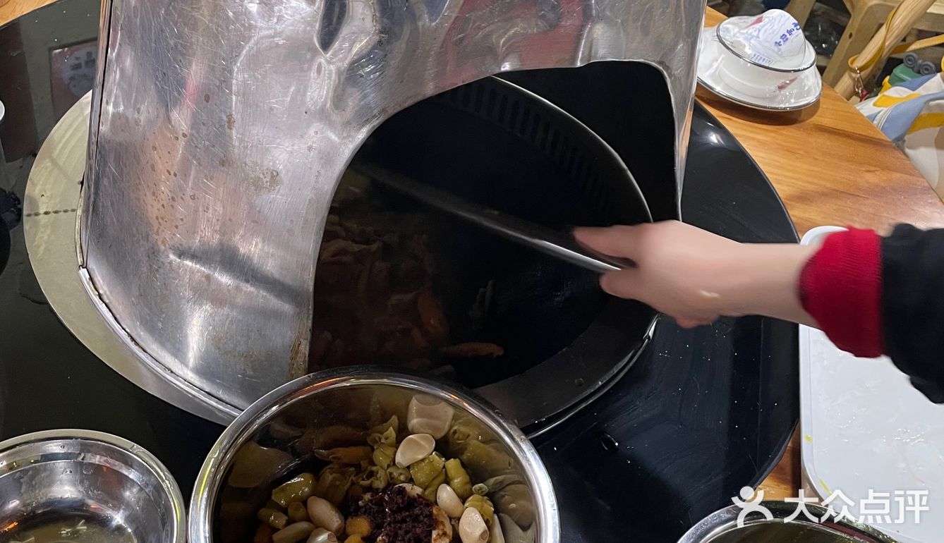 土火锅与东北玉米膜膜的完美搭配