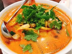 -Dang restaurant (patong phuket)