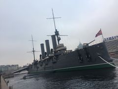 -阿芙乐尔号巡洋舰