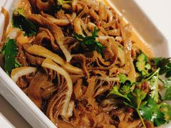 -皇城根·鲁菜济南菜·吊炉烤鸭·炒鸡鱼头(济南旗舰店)