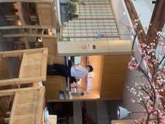 -蜜桃餐厅·伴山(湖滨商业街店)