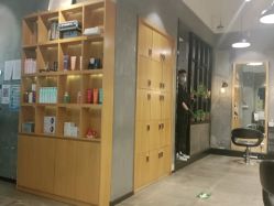 -时尚殿堂明星门店