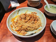 -裕兴记•蟹黄面馆(人民广场店)