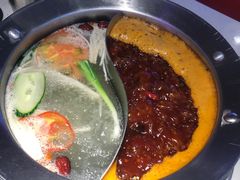 -钢管厂五区小郡肝串串香(滨江店)