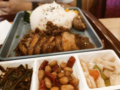 梅菜扣肉-魏家凉皮(十里河店)
