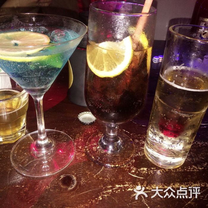 青岛vivi酒吧图片