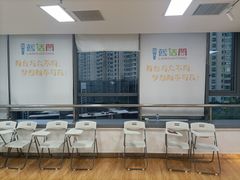 -蓝话筒·少儿成人演讲口才·主持朗诵·戏剧表演(大华第一坊店)