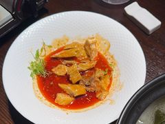 -丽华园·武汉地标楚菜餐厅(青山江滩店)