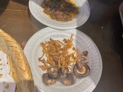 -富正毅三下锅·湘西韵味(天门山索道店)