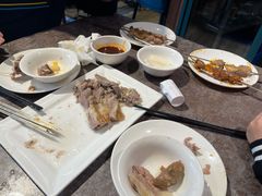 手抓羊肉半斤-贯贯吉·清真餐厅(浙江中路店)