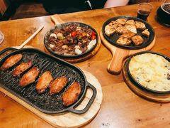 -老东镇啤酒屋海鲜加工·蒸汽海鲜·海鲜烧烤(台东店)