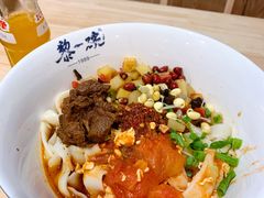 招牌牛肉四合一-黎一碗大碗手工面(城市立方店)