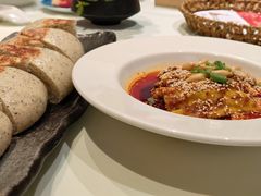 -渝信川菜 · 川味家常菜(财富购物中心店)