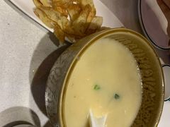 老济南甜沫-闫府私房菜·百年鲁菜(恒隆店)