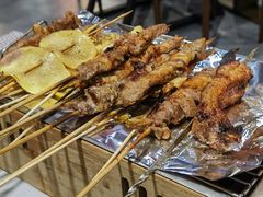 -云晓光头烧烤吧(盛夏店)