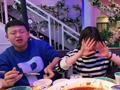-巴特餐饮6加1音乐餐吧·新疆菜