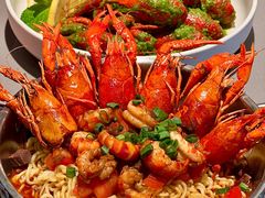 -龙巢盱眙龙虾·牛蛙·烧烤宵夜(八卦岭店)