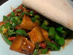 辣椒炒肉-徐小姐地锅鸡(云龙万达店)