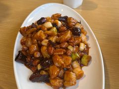 -渝信川菜 · 川味家常菜(财富购物中心店)