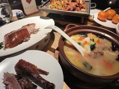京城酥肉锅-四季民福烤鸭店(西单华威约饭街店)
